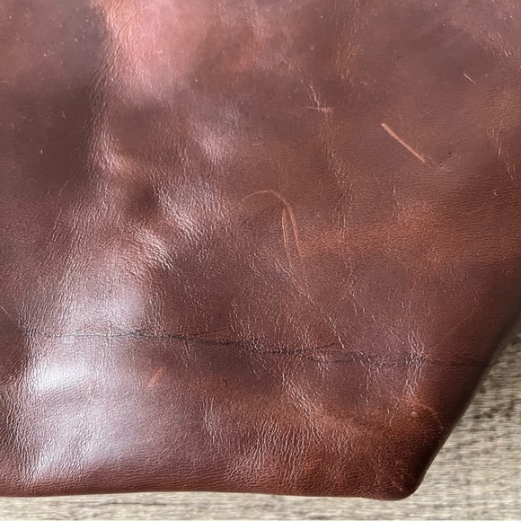 Sassy Sparrow Leather Bag - Picture 4 of 9